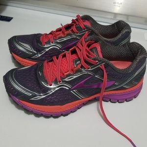 Brooks ghost 8
